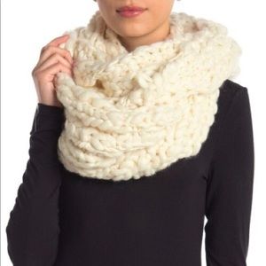 BDG CHUNKY KNIT SCARF